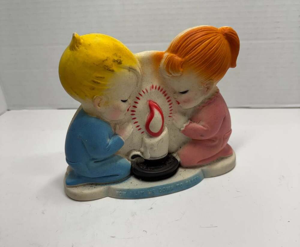 Vintage Alan Jay Rubber Night Light Now I Lay Me Down To Sleep Boy and Girl